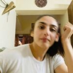 Ragini Dwivedi Instagram – ZERO OIL …..#channamasala by #RDKITCHEN …love it when maa Cooks and it was yum 😋 
#raginidwivedi #cravings #homefood #punjabifood #love #mothersfood #mukbang #loveforfood #tastingtable
