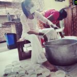 Ragini Dwivedi Instagram – VICTORIA LUNCH RDWELFARE ❤️
We did a sumptuous yummy meal thanks to @rohini64 who bought out her amazing recipe for the Covid health warriors …. they work so hard for us and because of ur contribution we made sure we put a smile on their faces …. keep the love and support on
#raginidwivedi #socialresponsibility #helpeachother #standbyme #love #coronacare #quarantine #government hospital #foodforthought #healthyfood Victoria Hospital