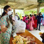 Ragini Dwivedi Instagram - RDWELFARE LUNCH ASHA WORKERS ❤️ We did an amazing lunch service for 150 plus people in solur today and so amazing to see smiles all over and full tummies. Keep us in ur mind and support me so much more :) 9845233683 for contribution on Paytm googlepay and phonepe Any other contribution pls call Col Rakesh +91 99800 97733 #helpeachother #raginidwivedi #love #solur #karnataka #socialresponsibility #serviceofpeople