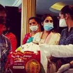 Ragini Dwivedi Instagram - #RDWELFARE #NIMMAGAGI 200 ration kits done for the technical staff and female dancers and poster sticking boys ... happy day part 1 next coming up soon 🙂🙃 Keep the support going 9845233683 on googlepay and Paytm and phonepe Any other contribution Col Rakesh +91 99800 97733 #raginidwivedi #socialwork #feedtheneedy #coronacarepackage #lovenlight #progress #helpeachother #bengaluru_diaries #happytime Bangalore, India