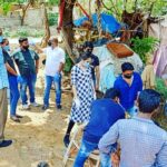 Ragini Dwivedi Instagram - LUNCH TO A slum which #feedtheneedy discovered and I’m so glad the whole team came together shared iust such an amazing bond and each day we need that and work on it🐕🤟🏻💃🏻😀 #RaginiDwivedi #love #pride #teamworriors Bangalore, India