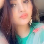 Ragini Nandwani Instagram – ट्रेडिशनल । 👸😊😘🦄 #ragininandwani #india #girl #pretty #smile #happy #instagood #beauty #instabeauty #instadaily #love #flower #traditional #fashion #makeup #selfie #winter #january #green #greendress #indianbeauty #indiangirl #actor #actress #movies #tv #friyay #friday #gorgeous #evening
