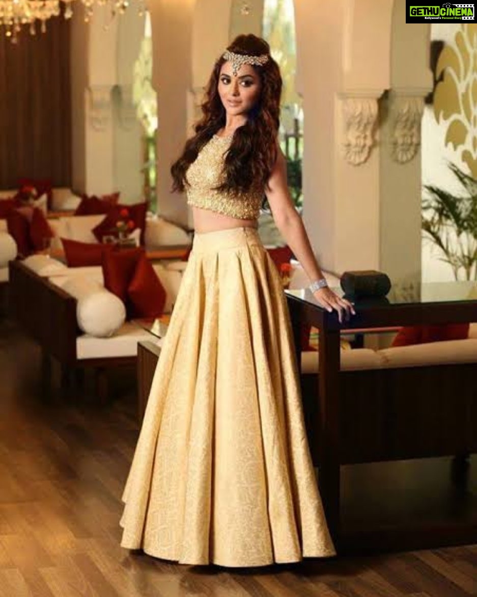 Ragini Nandwani Instagram - My world my rules ..... 🎀