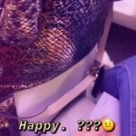Ragini Nandwani Instagram - Travel video ... flying to #malaysia .will be posting pics .... so this is a dear friend who wanted to always know what’s in my bag so this is what it is .....