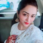 Ragini Nandwani Instagram – Only two hours sleep n u have to get dressed for morning event ….#wedding # punjabi #white#favourite