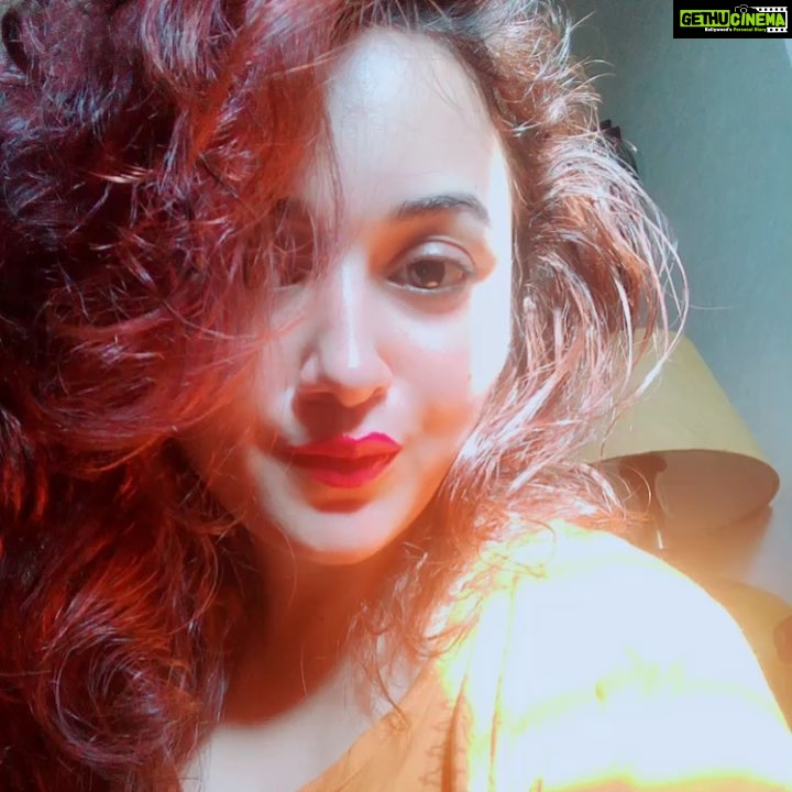 Ragini Nandwani Instagram - Sun kissed ....