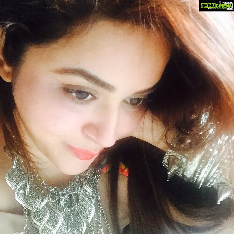Ragini Nandwani Instagram - Good morning