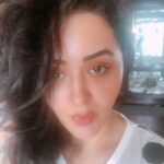 Ragini Nandwani Instagram - Down with fever ..hate it