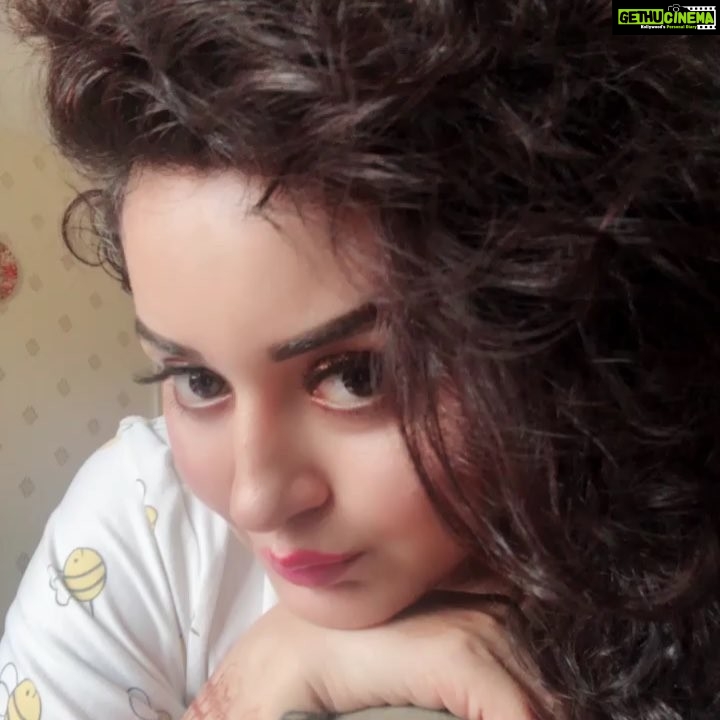 Ragini Nandwani Instagram - Utilising time