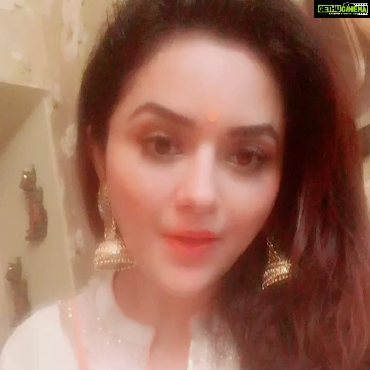 Ragini Nandwani Instagram - Thanks to all of u for lovely birthday wishes .... muahh