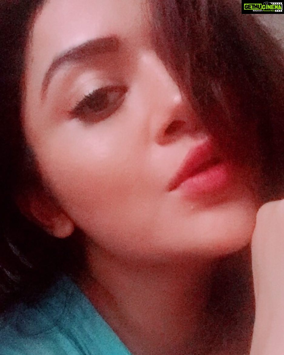 Ragini Nandwani Instagram - Good night