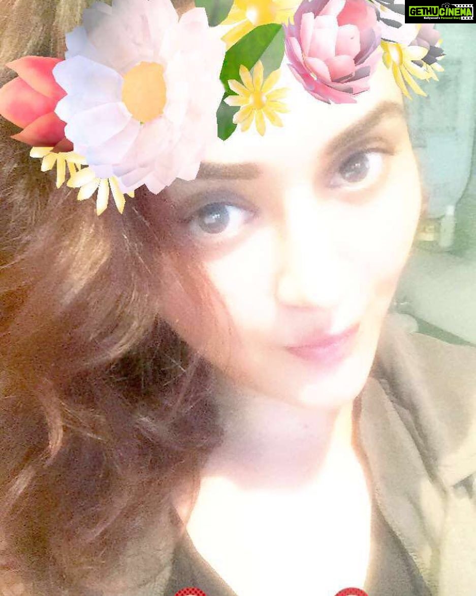 Ragini Nandwani Instagram - When at home .... Dehradun .....