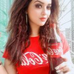 Ragini Nandwani Instagram - 'Always Coca Cola' 😂 Just for fun what's your favourite beverage? #ragininandwani #cocacola #love #red #smile #fashion #trending #monsoon #beverage #bollywood #mollywood #pretty #prettygirls #euro2021 #ronaldo #actor #movies #indiangirls #tv #instabeauty