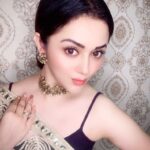 Ragini Nandwani Instagram – For all of you who wanted to see me in a Saree again.👸
#ragininandwani #saree #indianwear #indianwedding #love #pretty #indiangirls #beautiful #woman #travel #happy #makeup #instabeauty #fashion #styling #bollywood #tvactress #actor #hollywood #mondaymotivation #tamilactress #mumbai #family #smile #indiapictures #indianculture #model #classy #girly