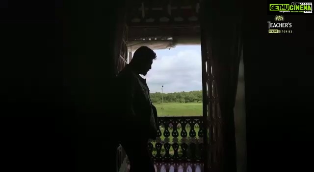 Rahul Bose Instagram - On the next episode of Teacher’s Genuine Stories, I meet a wonderful artist - singer, composer, music producer @raghudixit11. The man who defines the term ‘Global Indian’, Dixit's music is an amalgamation of Indian ethnic music and styles from different parts of the world. Watch me talk to Raghu Dixit about his life, his art, and his artistic journey, on #TeachersGenuineStories TOMORROW at 7:45 PM on @timesnow and Teacher’s Genuine Stories YouTube channel. #GenuineIsRare @teachers.in