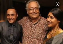 Rahul Bose Instagram - There was a time when I went on a #SatyajitRay films watching spree and Soumitrada was in most of them. So working with him in #15ParkAvenue felt surreal. Needless to say I incessantly asked questions about cinema, Ray, his working style etc. He answered everything with generosity and warmth. Rest in peace, Soumitrada. #SoumitraChatterjee (Obviously that’s @konkona in the image too. Probably from one of the post release functions of 15Park...)