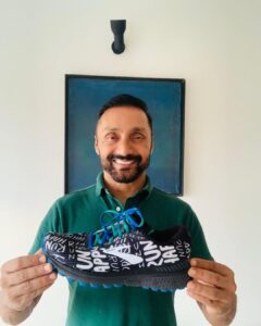 Rahul Bose Instagram - Wonderful news for runners. Been gifted these superb @brooksrunningindia running shoes by @kartikshah190189 who’s brought the brand to India. This particular pair is from the #RunHappy #adrenalinegts20 series. Kartik and his dad run Selection Sports one of the finest sports stores in the city, a sports addict’s dream. #brooks #brooksrunningindia #brooksshoes  #brooksindia #bombay