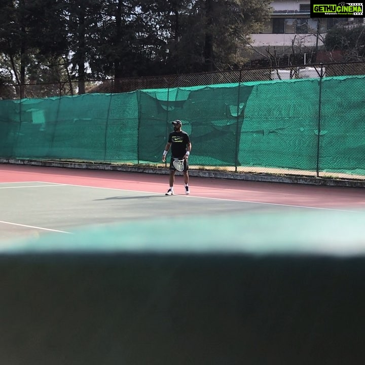 Rahul Bose Instagram - What’s the point of being a filmmaker if you can’t cut two hours of tennis to show the only five shots you got over the net. (It was a fantastic morning to play in, though) #editsliminess #losingbattle #masochisminthemountains