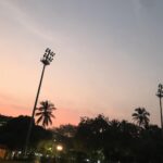 Rahul Bose Instagram - This city works its magic on you at the most unexpected times. What you can’t feel is a gentle cool breeze whispering : the weather ‘tis changing. Image : two hours into training when you look up gasping for oxygen and you see beauty. #bombay #mumbai #bambai #merijaan