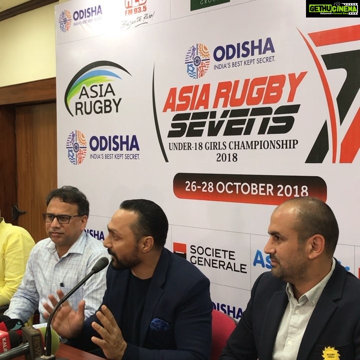 Rahul Bose Instagram - At the press conference today for the #AsianRugby7sGirlsU18 in #Bhubaneshwar with #VishalDev (Secy Sports- Govt of Odisha) and #NasserHussain (former India Rugby Captain). Answering the question : Is rugby a craze in India. The short answer : Obviously not. Can it be? Of course! @sports_odisha @rugbyindia