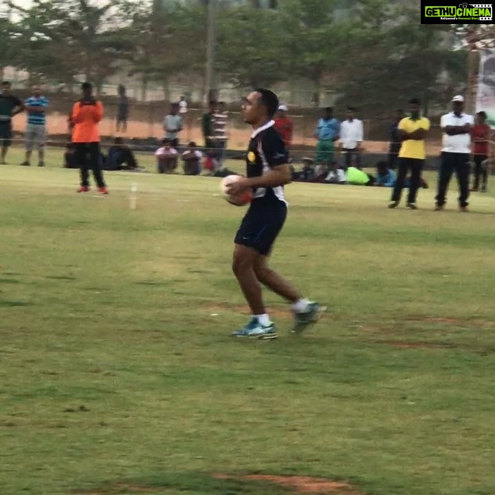 Rahul Bose Instagram - Time for #touchrugby ! I am in my blue India jersey (my teammates are in orange) In Bhubaneshwar on the KISS campus. 27,000 tribal kids. Rugby is a huge sport here. Till now atleast 20 tribal boys and girls have played for India - men’s, women’s , under 19, under 17, boys, girls, the works. Such an inspirational story of social transformation through sport. #sport #thewayupandout #acountryfullofstories #successthroughsport