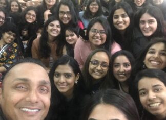 Rahul Bose Instagram - Had a long session with the students at #LadyShriramCollege Warm, intelligent, feisty, curious, funny women. The world is in good hands! @gurmeharrr (front and centre) what a wonderful place to study!