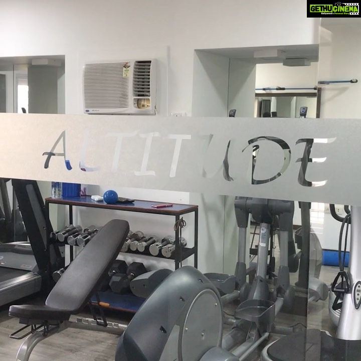 Rahul Bose Instagram - Training at 13,000 ft in the high altitude chamber (oxygen levels depleted to replicate levels at 13k ft) at Activ8 to prepare the old red blood cells for the triathlon in the Himalayas. Thanks #JohnGloster An hour of uphill climbing, resistance cycling followed by a few exercises on the Pilates machine. @hacrace17 here we come. #45km #mountainbiking #kayaking #trekking #7daystogo