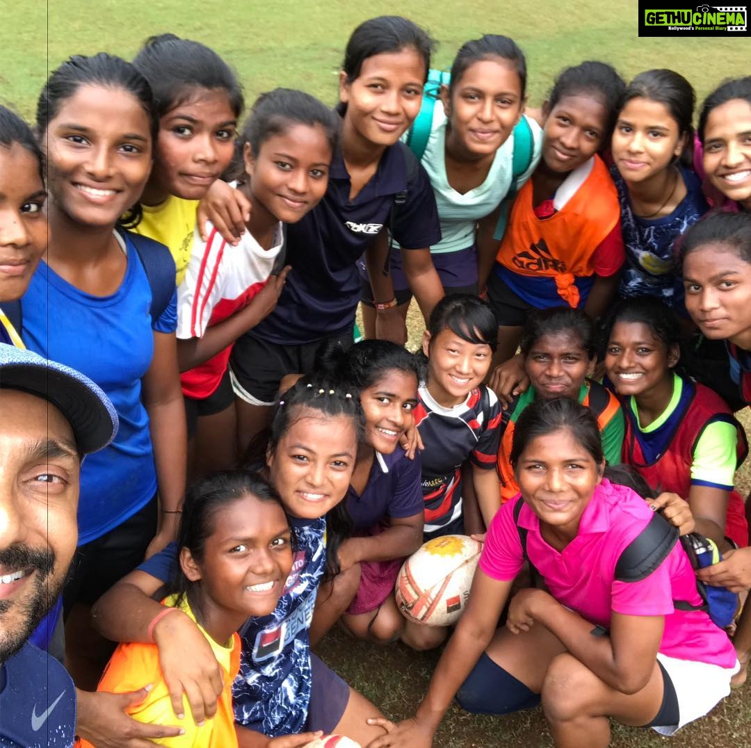 Rahul Bose Instagram - Look who I bumped into during training. The #IndiaUnder17 #Womens #RugbyTeam Girls from Nagpur, Odisha, West Bengal, Bombay etc. Fierce, feisty, strong, super athletes. Mark my words, Indian Women’s Rugby is going to go far in the world. They are off to the #AsianUnder17s and the #YouthOlympicQualifiers Wish them the best of luck!