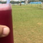 Rahul Bose Instagram – After training on the ground the glass is always half full. #anarjuice #naturalwaytoreplenish #nowheyproteinforme #training #sprints #explosive #plyometrics