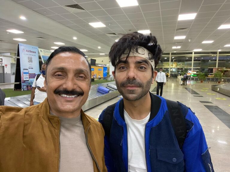 Rahul Bose Instagram - I mean, could you think of an odder couple. @aparshakti_khurana #BhopalAirport #filmtogether