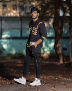 Rakshan Instagram - Photography @raghul_raghupathy
Cinematography & retouch  @sinty_boy
Mua @smokey_makeupbar_
Drone @thetravelingphotographist