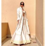 Rakul Preet Singh Instagram – For the love of white 🤍