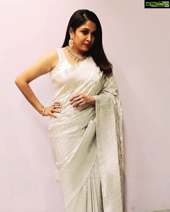Ramya Krishnan Instagram - Last night's look! Styled by @sreemukhi.mekala Saree from @srfashionstudios Jewelry by @manjulajewellers