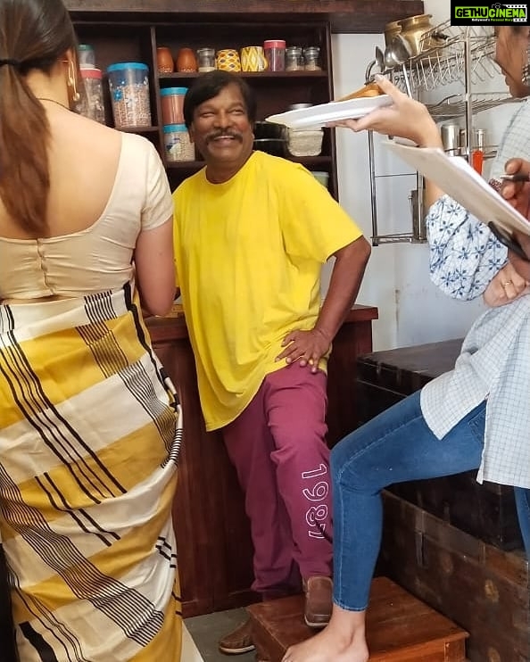 Ramya Krishnan Instagram - A candid moment with my director vamsi gaaru @krishnavamsiofficial.... In action and On the sets of @rangamarthandaofficial