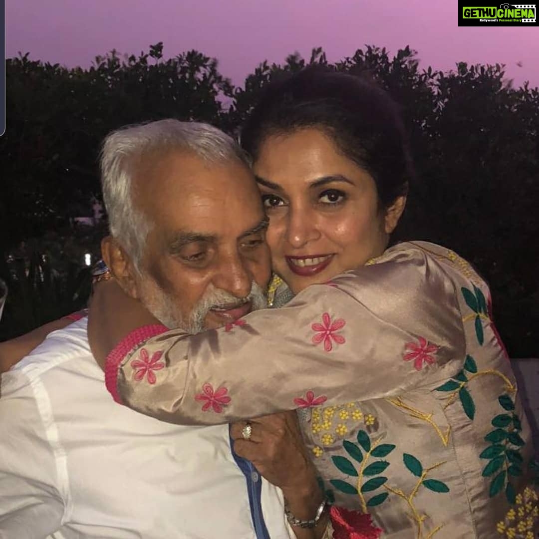 Ramya Krishnan - 77.4K Likes - Happy happy father's day my Chellllllllla apps #happyfathersday #staysafeeveryone #wearamask #ɢᴇᴛᴠᴀᴄᴄɪɴᴀᴛᴇᴅ
