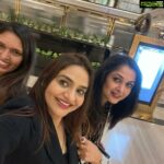 Ramya Krishnan Instagram - Love u di's...always fun with u guys🤗🤗❤️❤️❤️