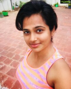 Ramya Pandian Instagram - Let’s start the day right with a smile☺️ #goodmorning #spreadsmile
