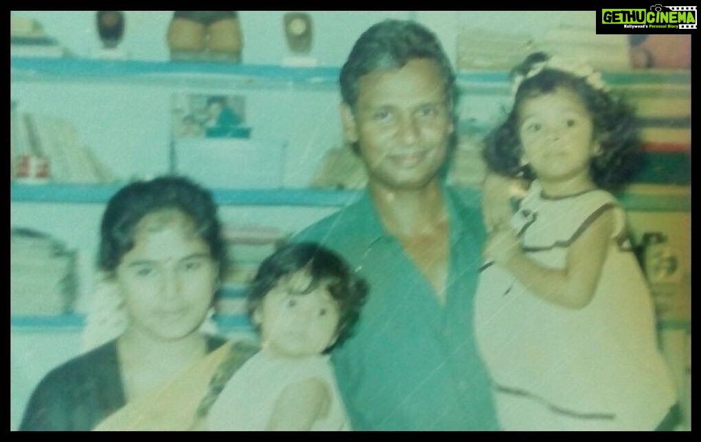 Ramya Pandian Instagram - #amma #appa #akka and meππ