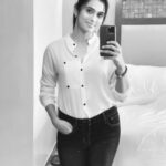 Ramya Pandian Instagram – What matters most is how we see ourselves 🥰

Might delete later 😋

#ramyapandian