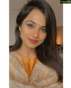 Ramya Pandian Instagram - Year on year, all the effort that goes into making this day special brings so much joy and warms my heart. What makes it even more special is the social and environmental impact that these efforts carry - the sapling planting drive and the food donation in this time of need. 

I am truly blessed to have an amazing set of well-wishers who go above and beyond, to radiate positivity, not just today but everyday. A big 'Thank you' for taking the time and for all the gestures - I'm counting my blessings.

Thank you my dear #gethufans ❤️

Birthday girl is very happy 💃🏻

#ramyapandian