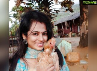 Ramya Pandian Instagram - Let's make happiness a lifestyle 🙂💃🏻 #ramyapandian
