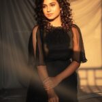 Ramya Pandian Instagram - Photography @v.s.anandhakrishna Make up @priyadharshini.makeupartist Hair stylist @mani_stylist_ Stylist @anupamasindhia #ramyapandian