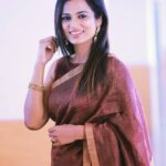 Ramya Pandian Instagram - Wearing Matka tissu sari from @dithi.studio for the grand launch of shopping mall at Nagapatnam Accessories @original_narayanapearls