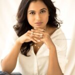 Ramya Pandian Instagram – Photography @v.s.anandhakrishna 
Stylist @anupamasindhia 
MUA @priyadharshini.makeupartist 
Hair stylist @mani_hairstylist 

#ramyapandian