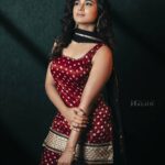 Ramya Pandian Instagram - Photography @iglowstudioz Costumes @dithi.studio MUA @priyadharshini.makeupartist Accessories @original_narayanapearls Styling @anupamasindhia #ramyapandian