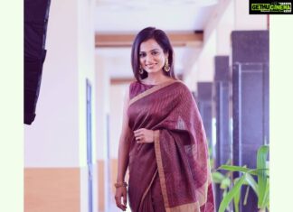 Ramya Pandian Instagram - Wearing Matka tissu sari from @dithi.studio for the grand launch of shopping mall at Nagapatnam Accessories @original_narayanapearls