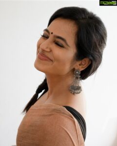 Ramya Pandian Instagram - Chumma oru casual click ☺

#ramyapandian