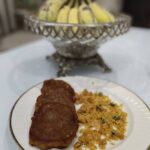 Ramya Pandian Instagram - Yummy banana pancakes 😋 4 bananas,half ball jaggery,1 cup wheat flour, quarter cup rice flour with a pinch of salt, quarter spoon cooking soda( if needed)....mix all the above well and shallow fry in ghee... #quarantinecooking