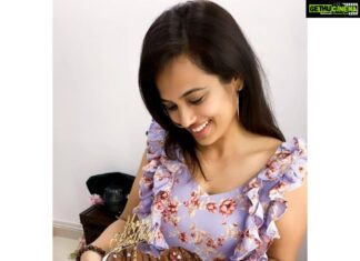 Ramya Pandian Instagram - To have people who celebrate your happiness as their own is a blessing. I must say I'm blessed with the best. Thank you to my fans who have gone above and beyond, to make this day as wonderful as it has been. To my family and friends, your unconditional love is what keeps me going! Thank you @the_batman_society And @sia.gifts for the beautiful surprise #birthdaypost #ramyapandian