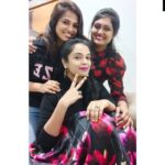 Ramya Pandian Instagram – Happy birthday to my childhood friend, my beautiful lovely sister @sundari_designer 💐💐 #happybirthday 
#siblings 
#ramyapandian